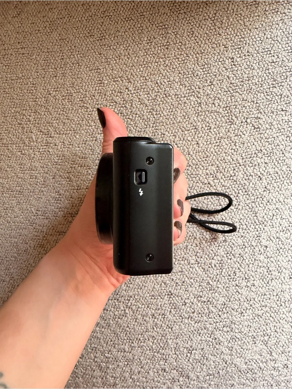 Canon PowerShot SX740 HS 20.3MP 40x Optical Zoom Black Wi-Fi w/ Charger